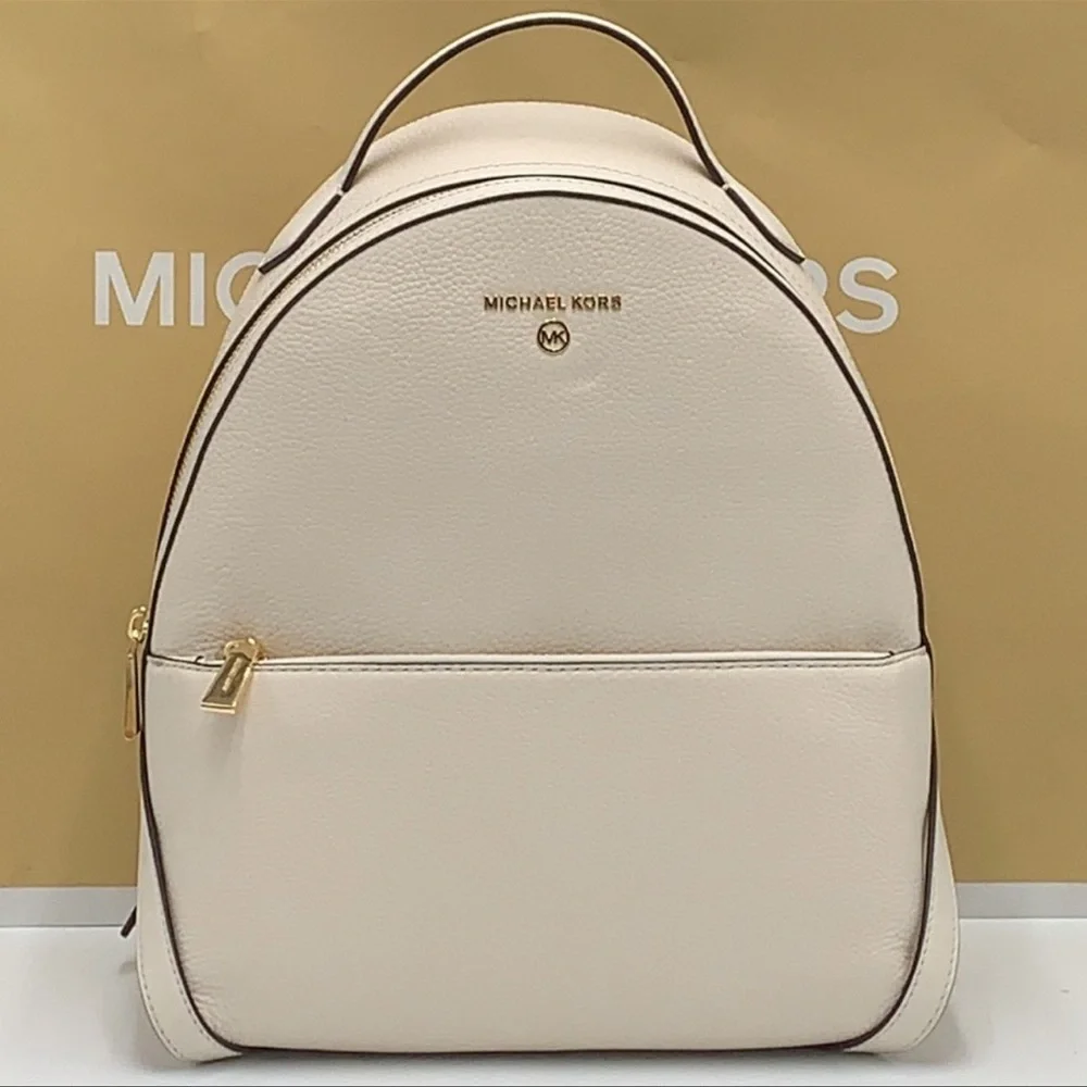 Michael Kors Women's Valerie Medium Pebbled Leather Backpack
Light Cream
NWT - Picture 3 of 16